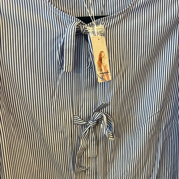 Gray Blue Puff Sleeve Blouse with Tie Front and Peter Pan Collar - Picture 4 of 6